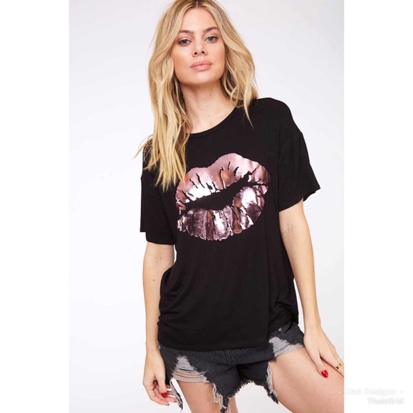 ❤️LAST 1! So Cute Foil Kiss Graphic Print T Shirt - Picture 6 of 6